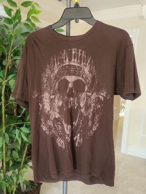 Loungefly 100% Authentic! Vintage Brown Skull Tee.  Distressed, Nice Condition!